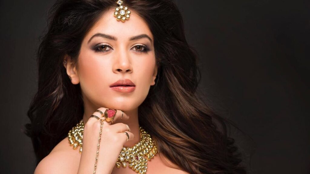 Bandgi Kalra Indian model Wiki ,Bio, Profile, Unknown Facts and Family Details revealed