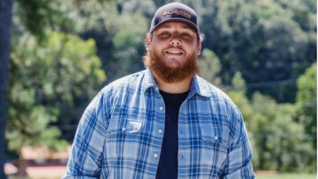 Luke Combs Net Worth 2022